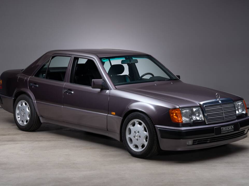 Bild 3/38 von Mercedes-Benz 500 E (1992)