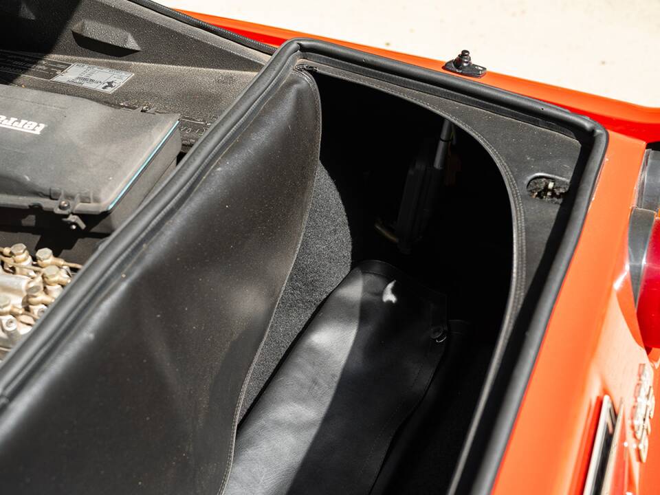 Bild 37/38 von Ferrari 328 GTS (1986)