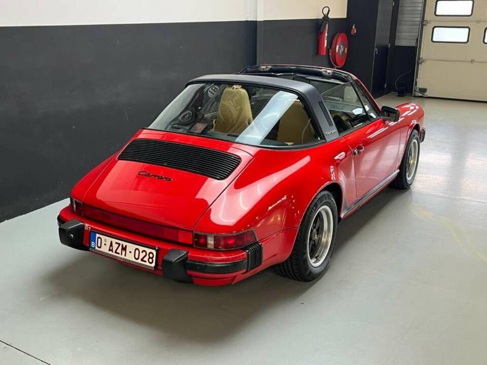 Image 6/50 of Porsche 911 Carrera 3.2 (1987)