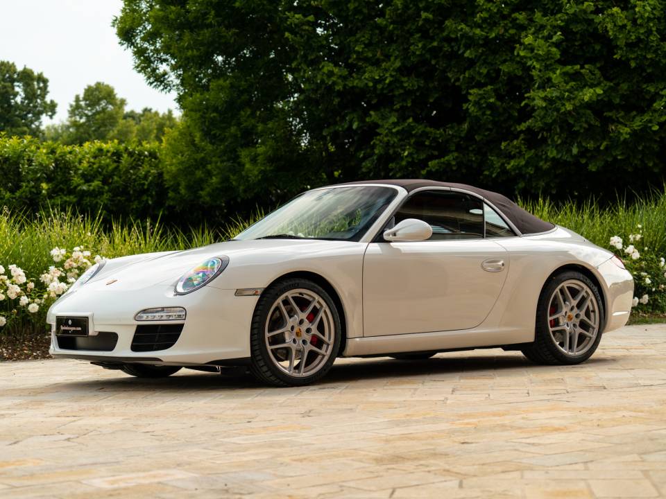 Image 49/50 of Porsche 911 Carrera S (2010)