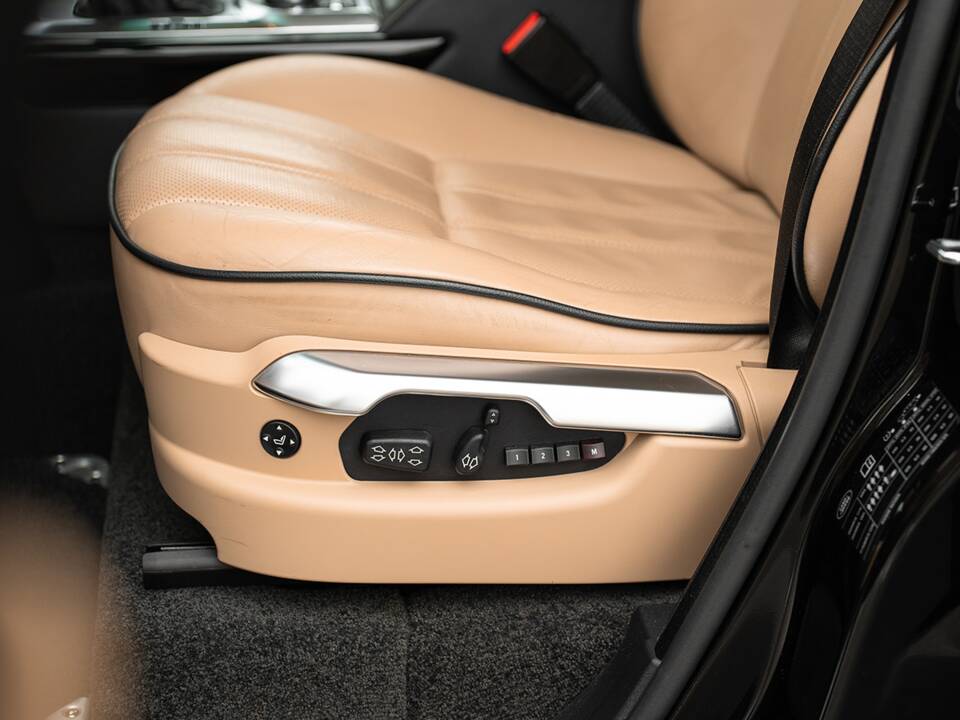 Imagen 30/67 de Land Rover Range Rover V8 Supercharged (2012)