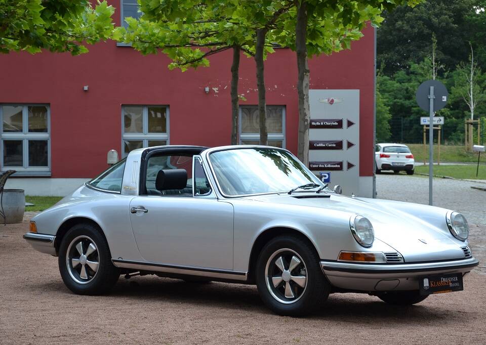 Immagine 21/31 di Porsche 911 2.2 S (1971)
