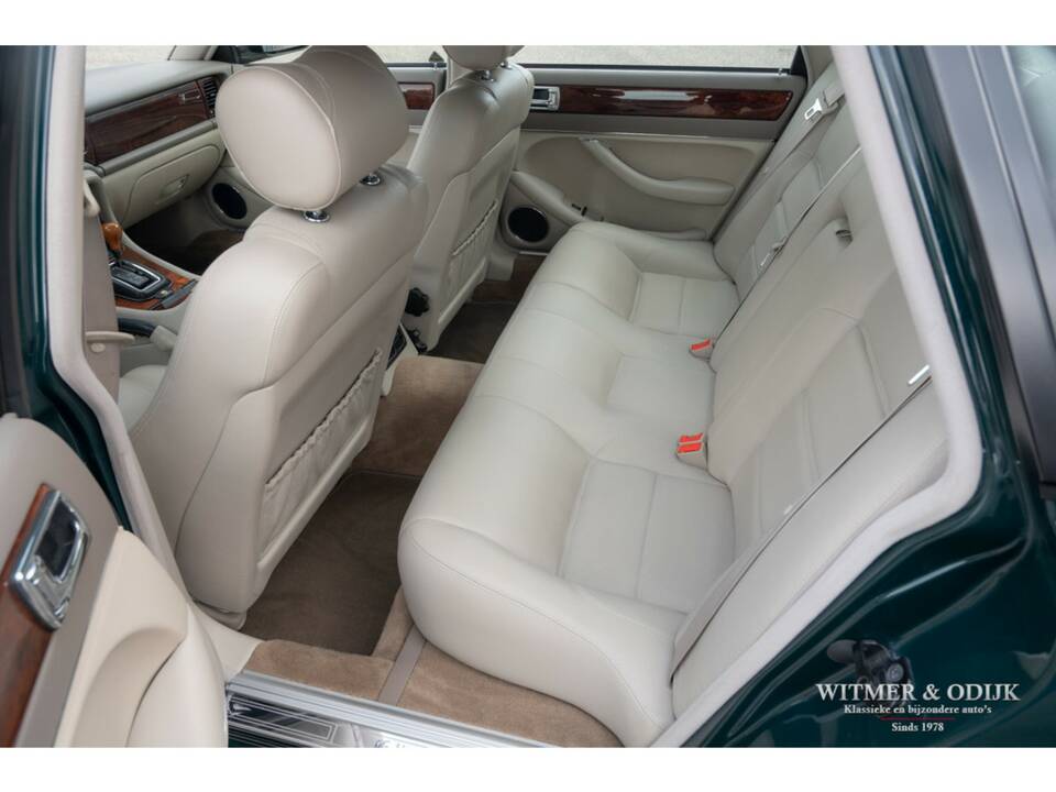 Bild 26/34 von Jaguar XJ6 3.2 Executive (1997)
