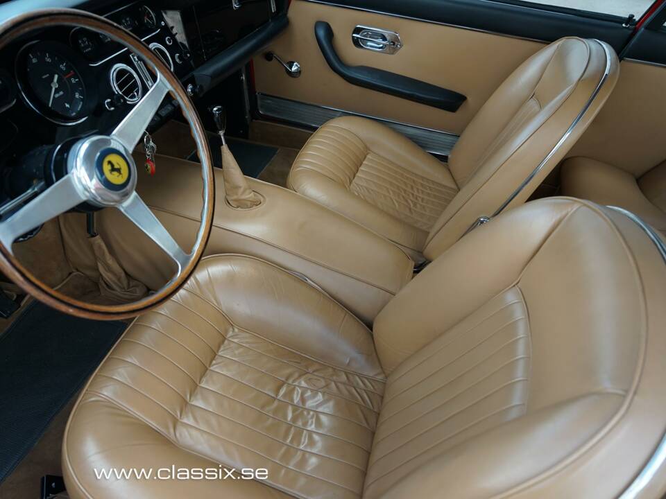 Imagen 7/29 de Ferrari 330 GT 2+2 (1964)