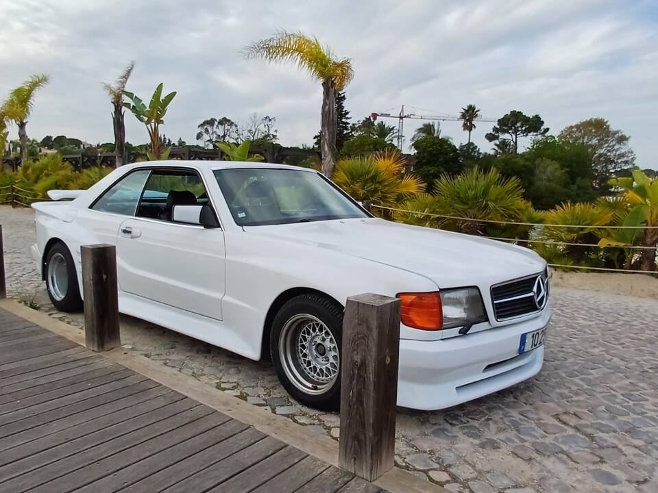 Image 47/65 of Mercedes-Benz 380 SEC (1985)