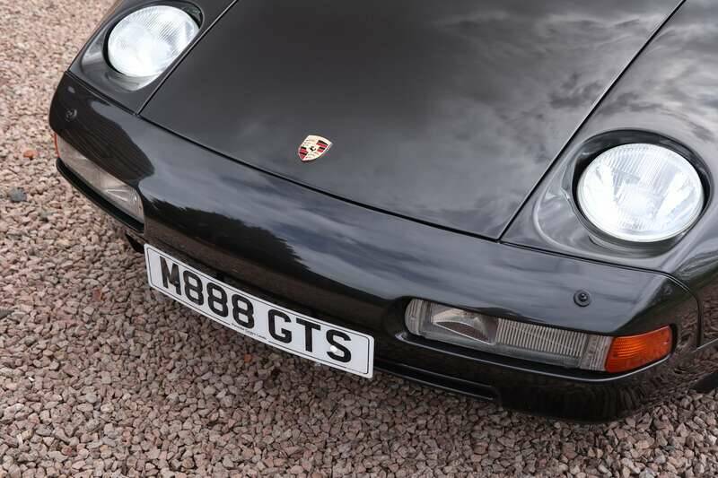Bild 10/50 von Porsche 928 GTS (1995)
