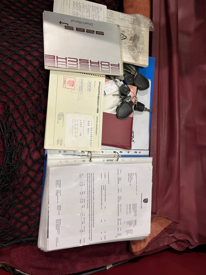 Bild 12/17 von Porsche 928 GT (1989)