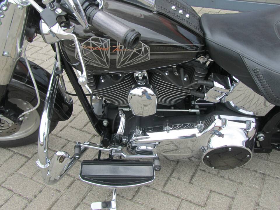 Image 3/20 of Harley-Davidson DUMMY (2007)