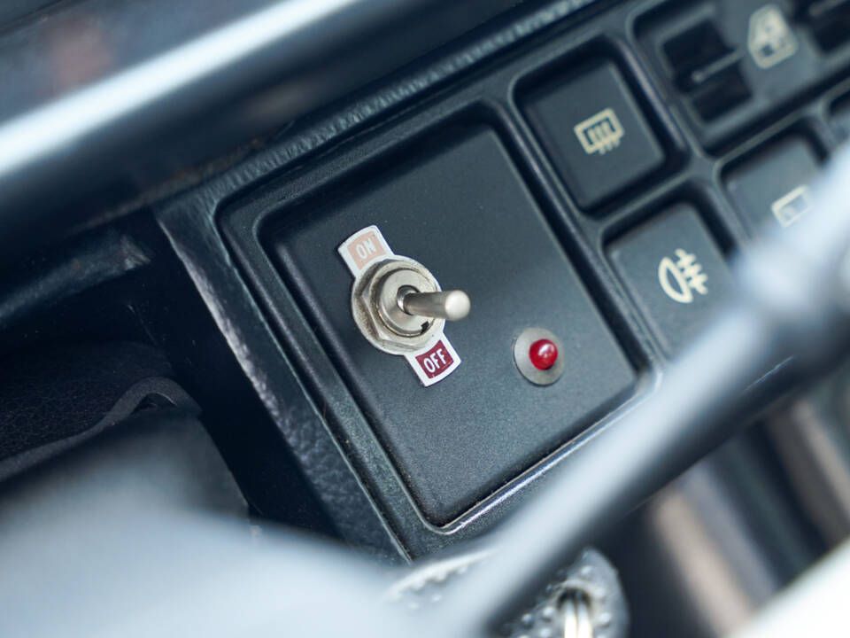Image 26/49 of FIAT Ritmo 130 TC Abarth (1984)
