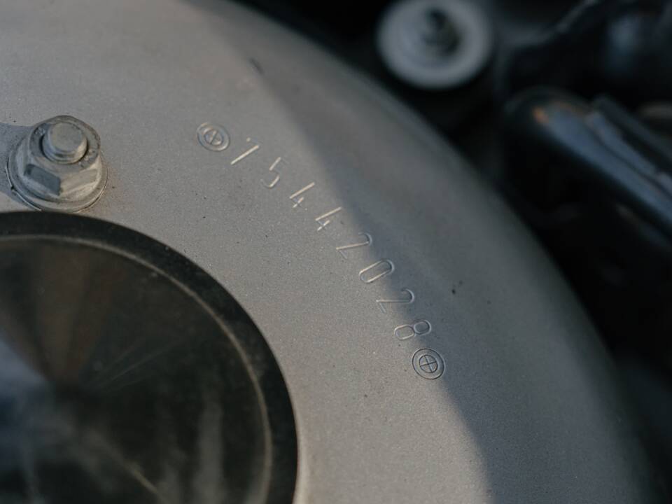 Image 137/185 of BMW Z8 (2001)