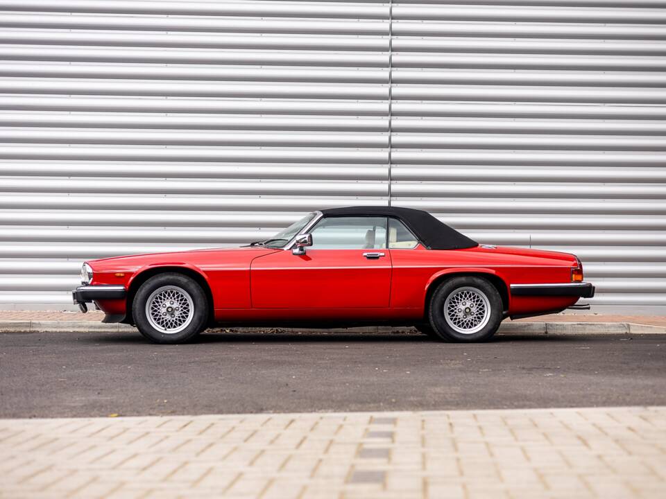 Imagen 30/50 de Jaguar XJ-S Convertible (1989)