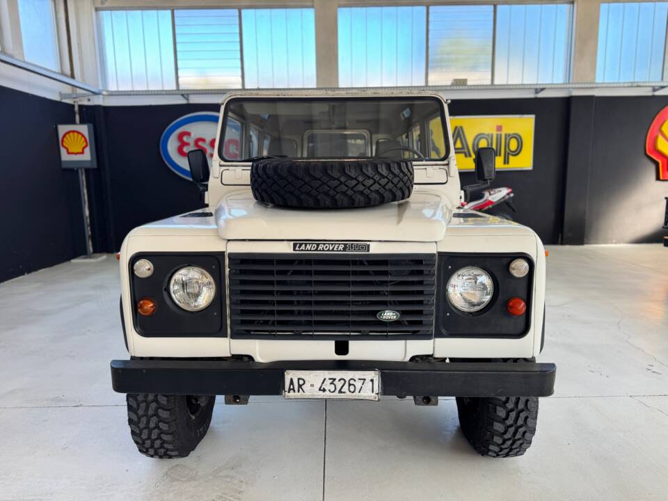 Image 16/45 de Land Rover Defender 110 (1991)