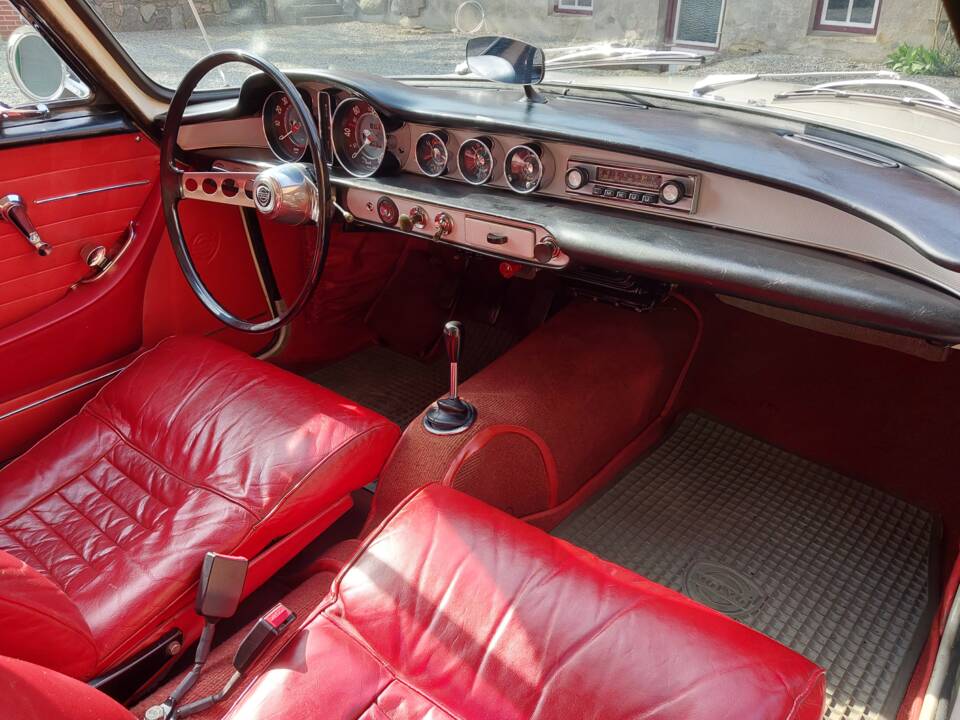 Bild 12/15 von Volvo 1800 S (1964)