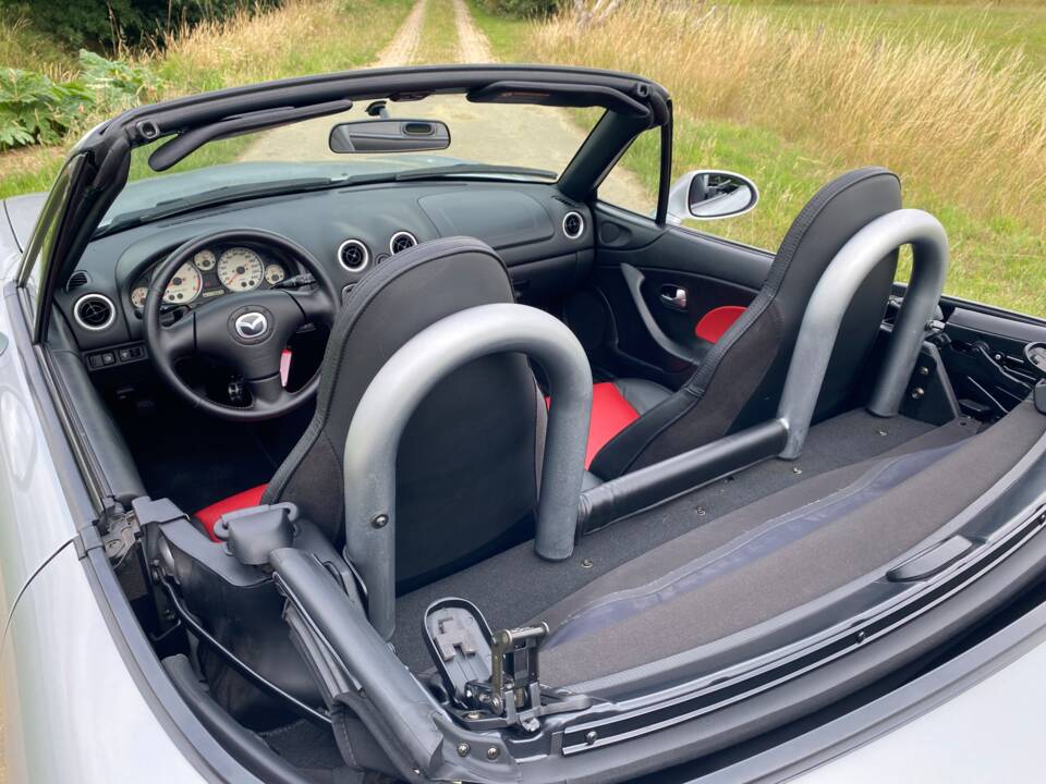 Afbeelding 30/63 van Mazda MX-5 1.6 (2004)