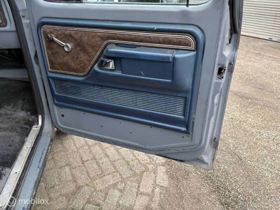 Image 29/31 of Ford F-250 (1978)