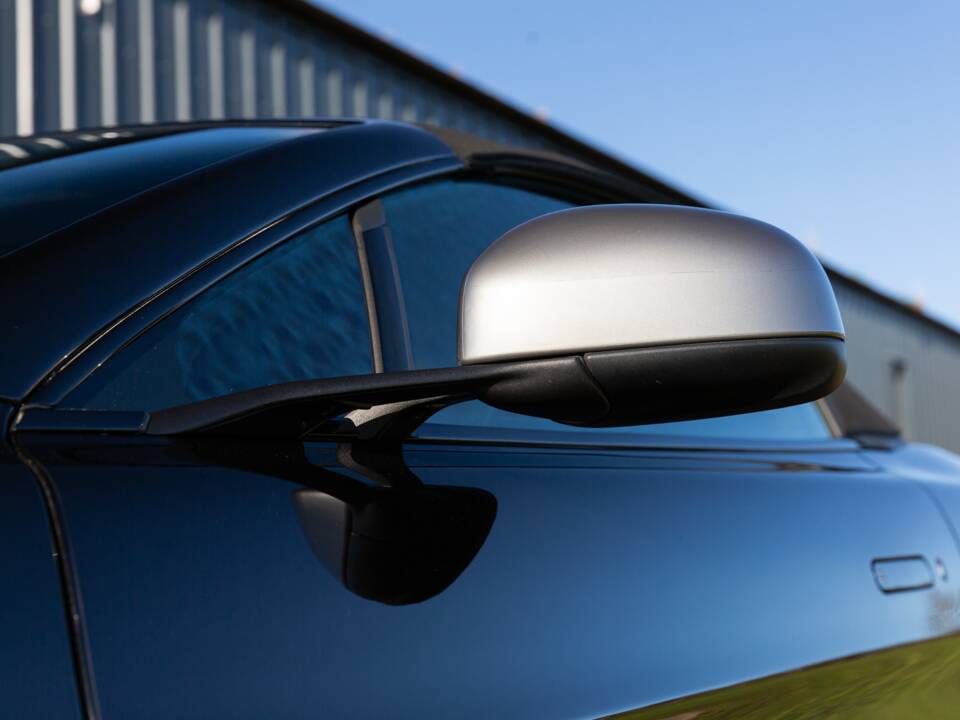 Bild 31/68 von Aston Martin V12 Vantage S (2018)