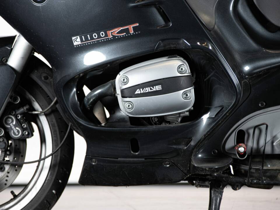 Image 18/50 de BMW R 1100 RT (1998)