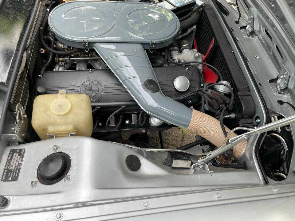 Bild 20/22 von BMW 3,0 S (1972)