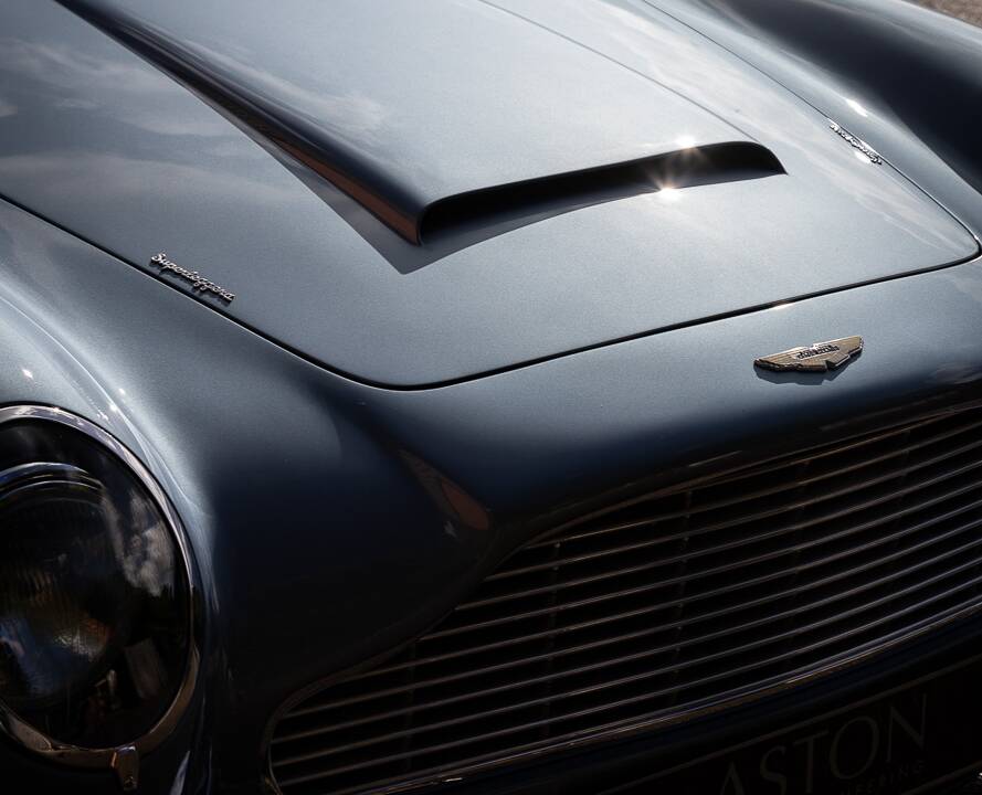 Imagen 11/43 de Aston Martin DB 6 Vantage (1967)
