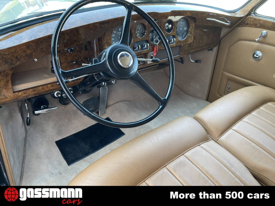 Image 15/15 de Rolls-Royce Phantom V James Young (1962)