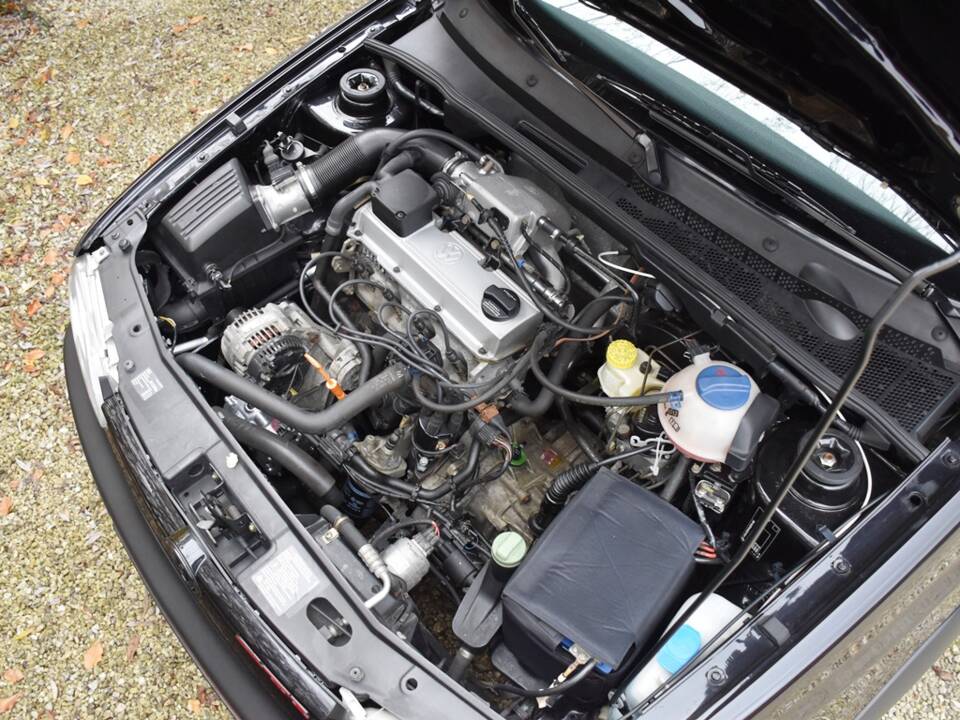 Image 40/41 de Volkswagen Golf III 2.0 GTI &quot;Edition&quot; (1997)