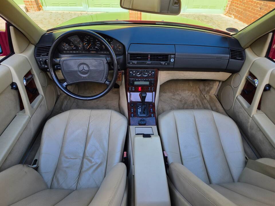 Image 18/100 of Mercedes-Benz 300 SL-24 (1991)