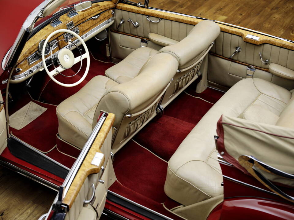 Image 13/23 of Mercedes-Benz 300 d Cabriolet D (1960)