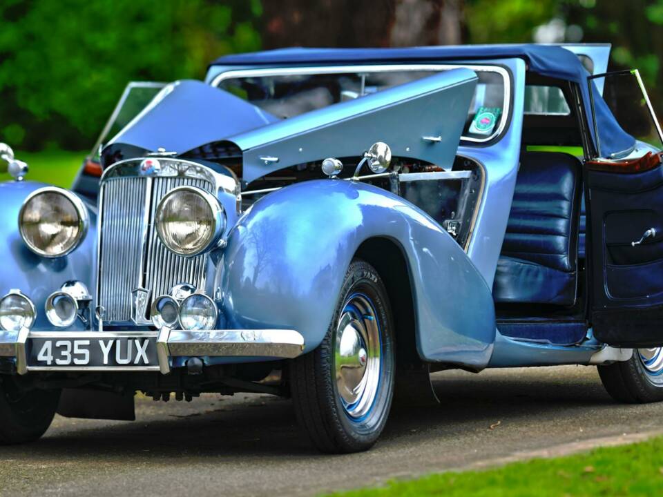 Image 26/50 of Triumph 2000 Roadster (1949)