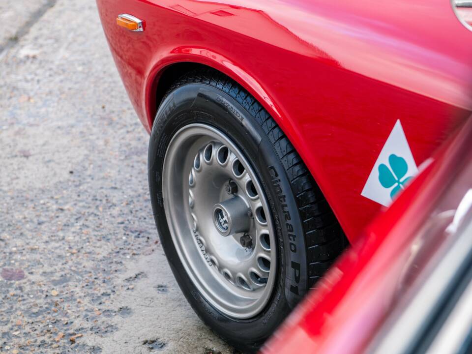 Image 12/31 of Alfa Romeo Giulia Sprint GTA (1966)