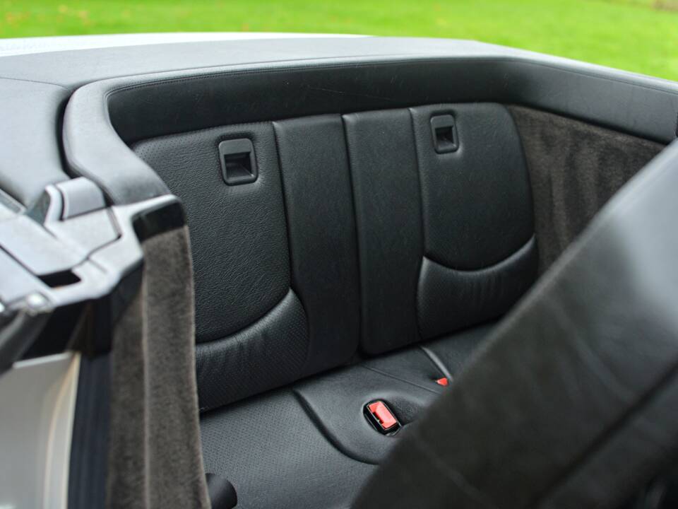 Image 8/12 of Mercedes-Benz SL 320 (1997)