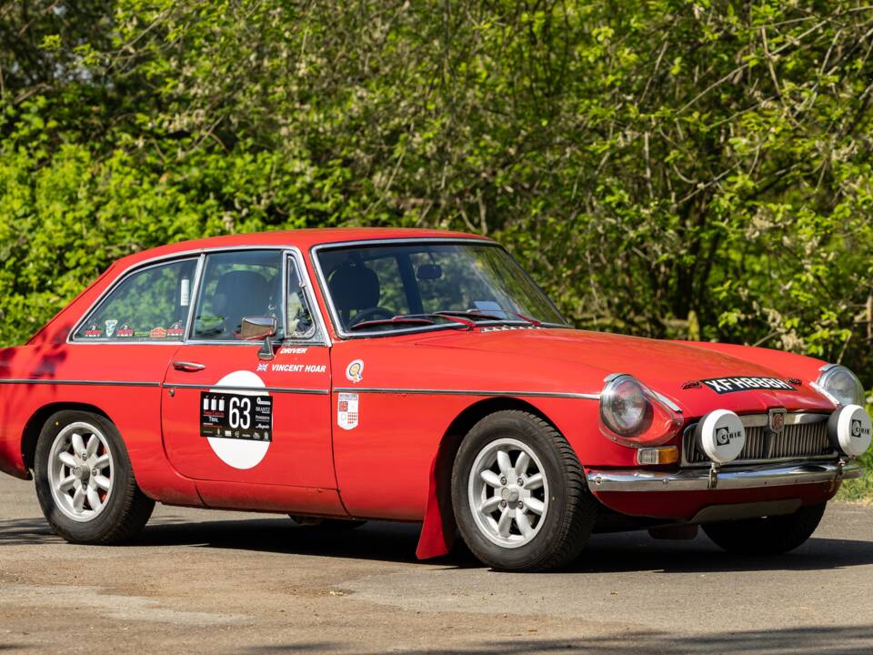 Image 1/50 of MG MGB GT (1970)