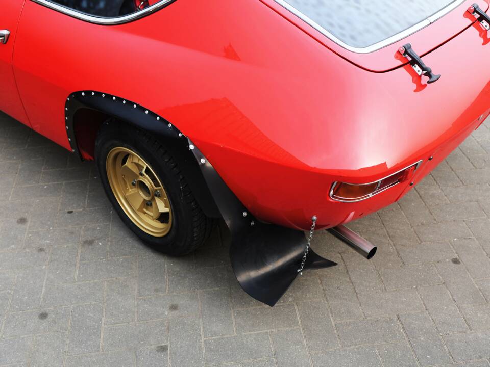 Afbeelding 33/44 van Lancia Fulvia Sport 1.3 (Zagato) (1970)