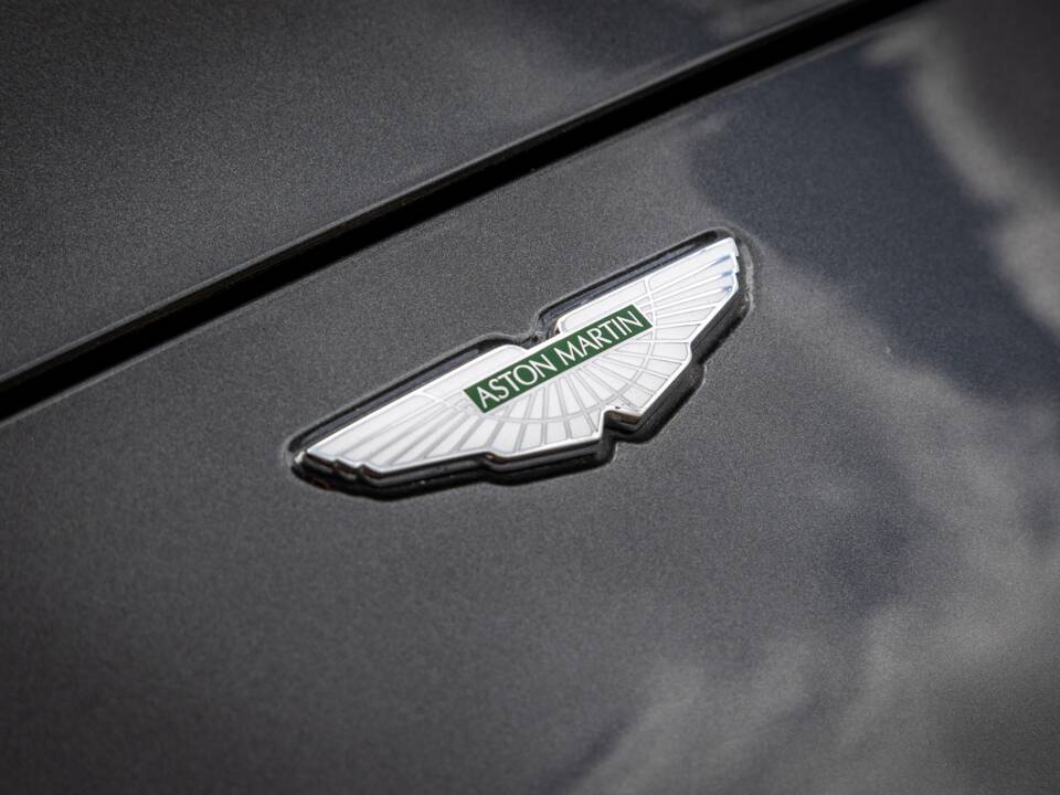 Bild 9/50 von Aston Martin V12 Vanquish S (2005)