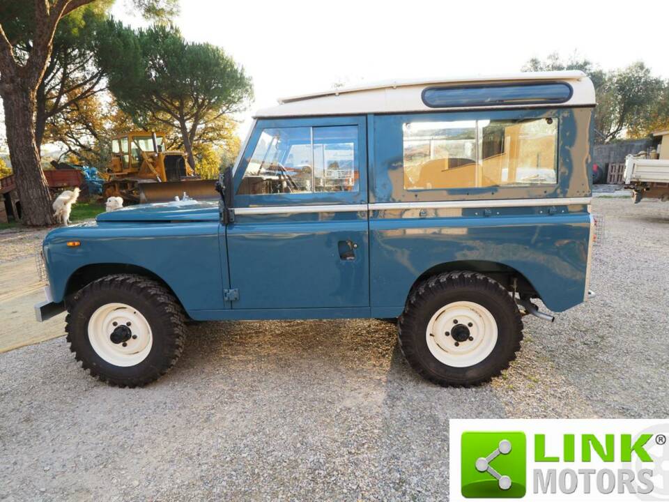 Image 8/10 de Land Rover Defender 110 (1983)