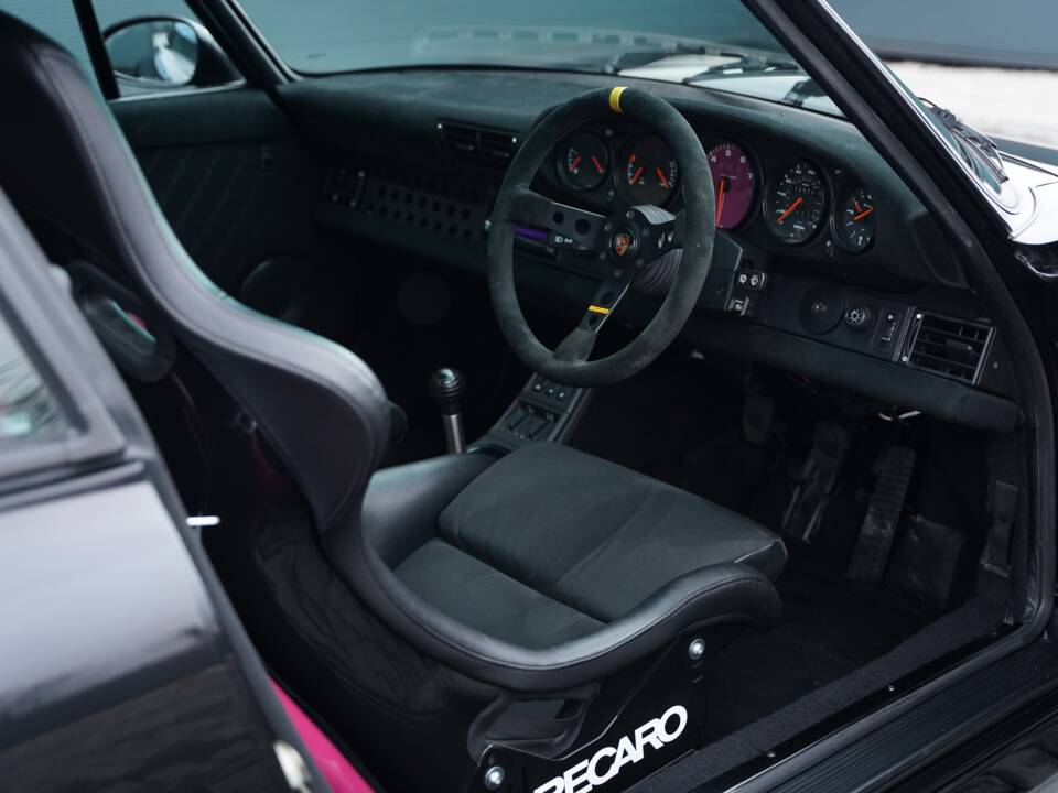 Bild 12/50 von Porsche 911 Carrera 4 (1990)