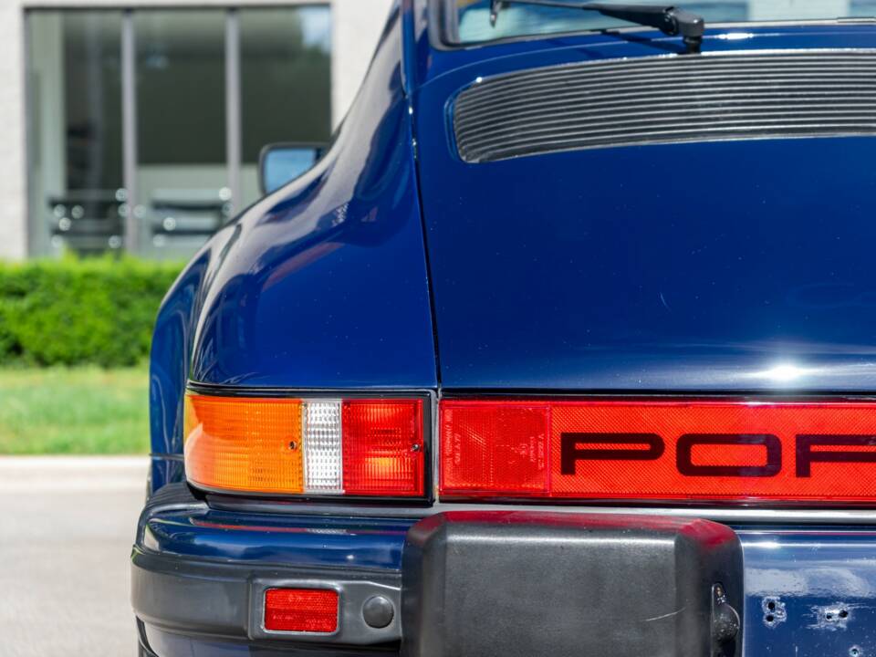Bild 33/48 von Porsche 911 Carrera 3.2 (1984)