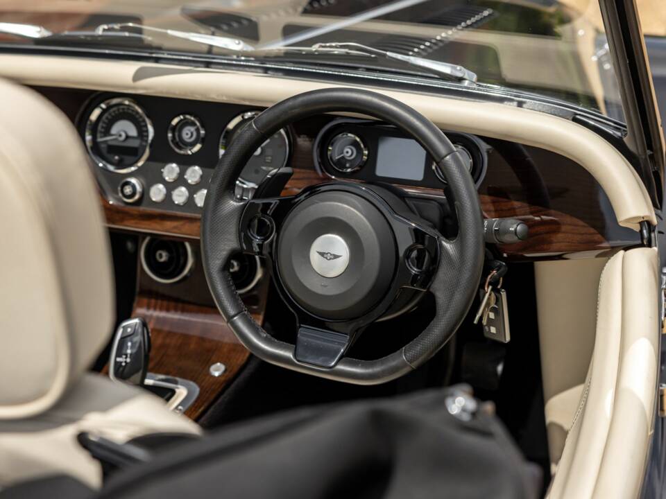 Image 43/50 of Morgan Plus Six (2022)