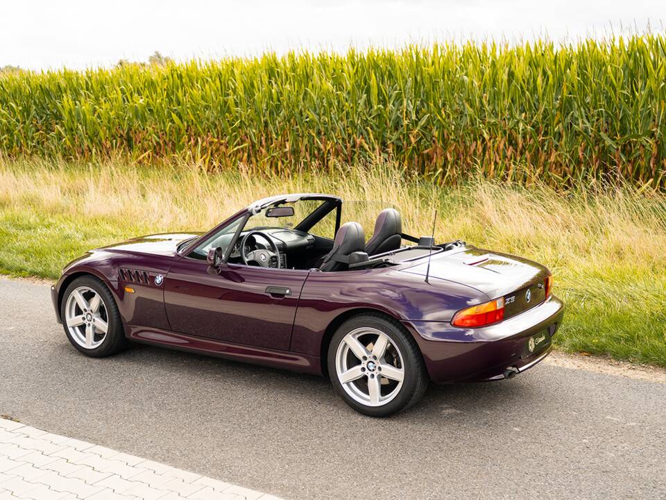Image 33/36 of BMW Z3 1.9 (1998)