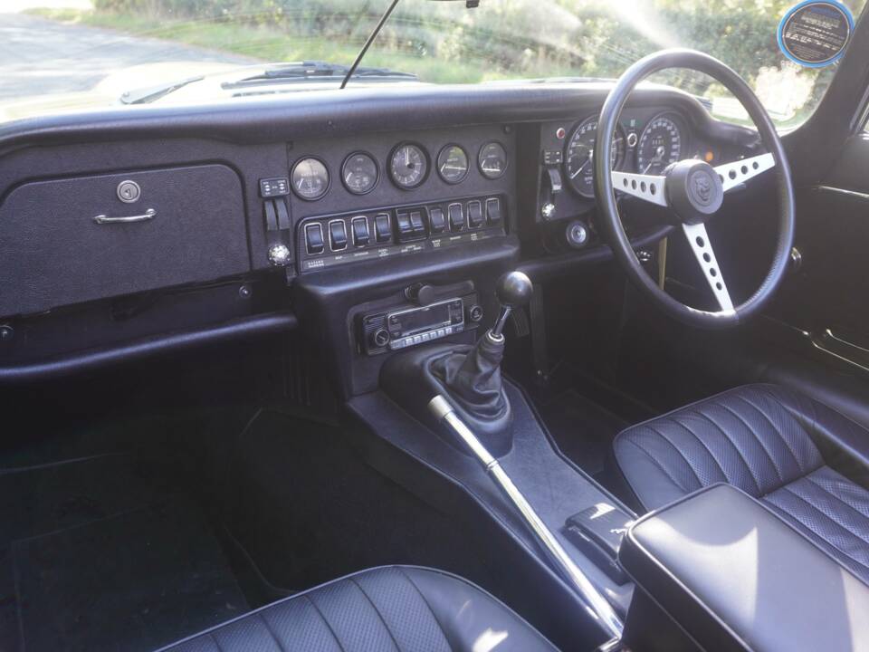 Bild 11/19 von Jaguar E-Type V12 (1972)