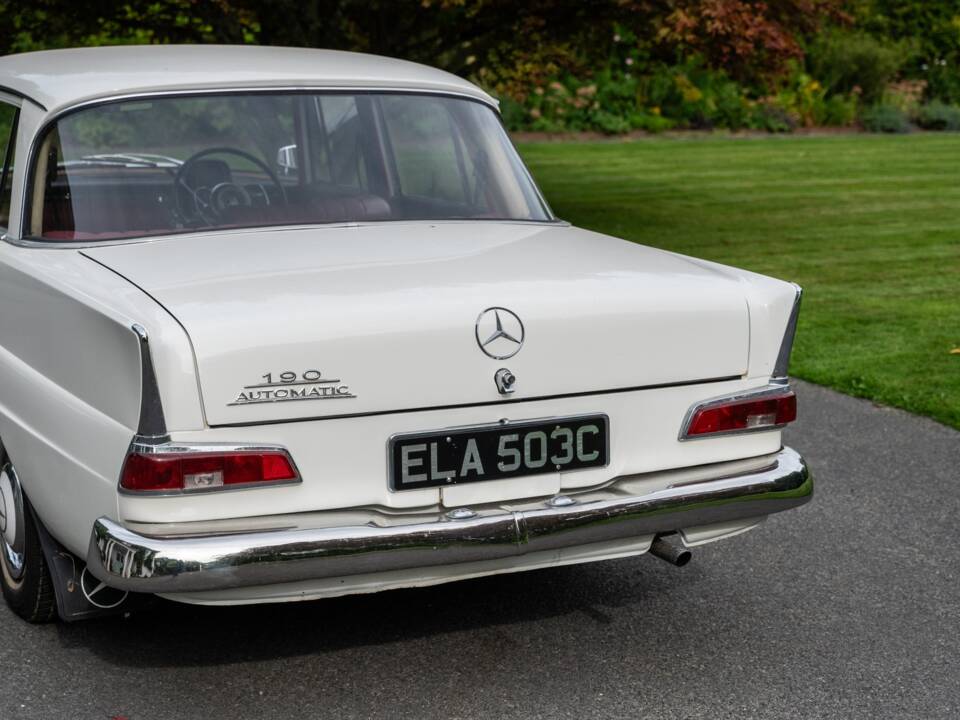 Image 7/35 of Mercedes-Benz 190 c (1965)