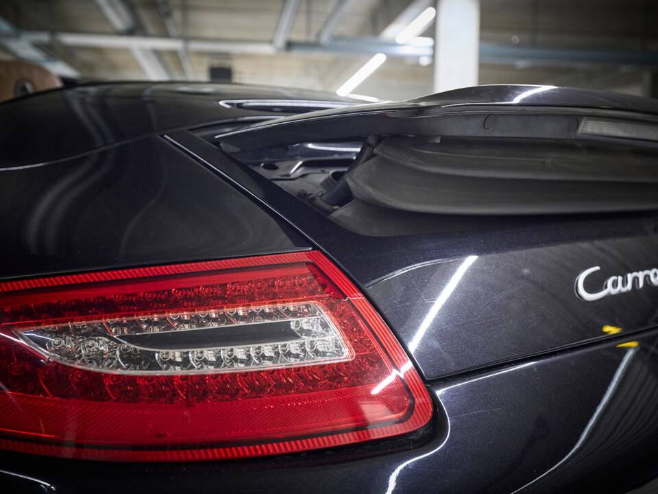 Bild 38/78 von Porsche 911 Carrera 4S (2006)