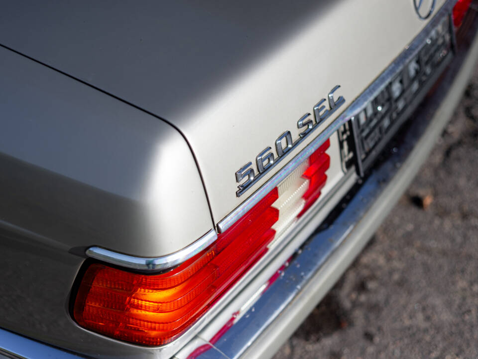Image 39/95 of Mercedes-Benz 560 SEC (1985)