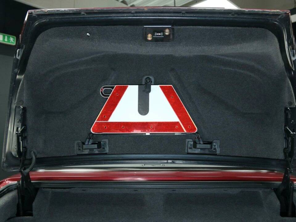 Bild 34/50 von Mercedes-Benz 300 CE-24 (1992)