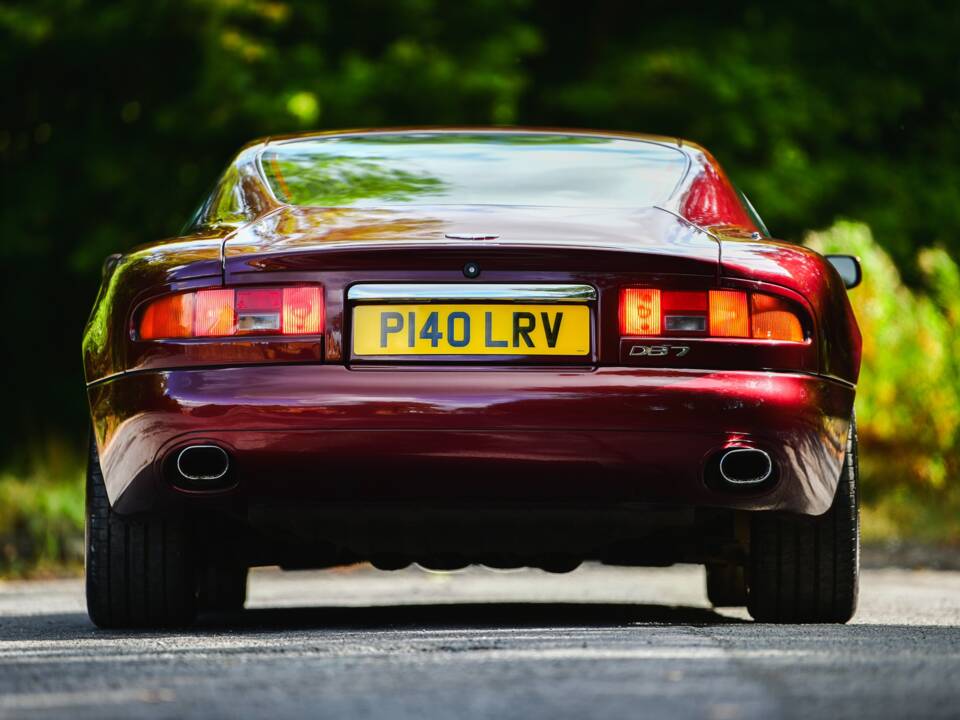Obraz 37/50 pojazdu Aston Martin DB 7 (1997)