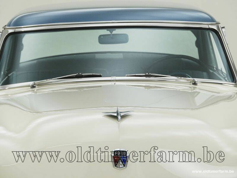 Imagen 10/15 de Ford Fairlane Victoria (1954)