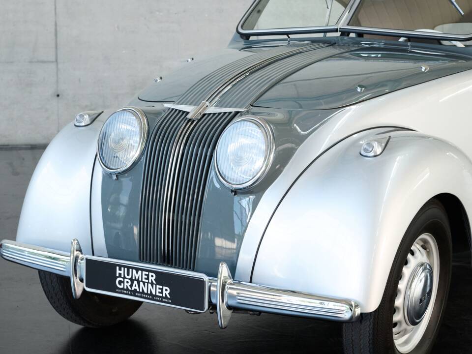 Immagine 4/50 di Adler 2.5 Litre Sport (1938)