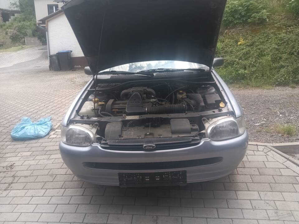 Obraz 6/6 pojazdu Ford Escort 1.6i (1996)