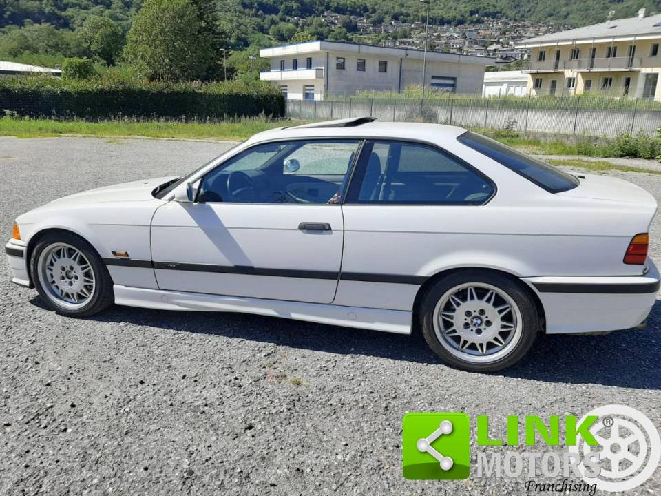 Immagine 8/9 di BMW M3 (1995)