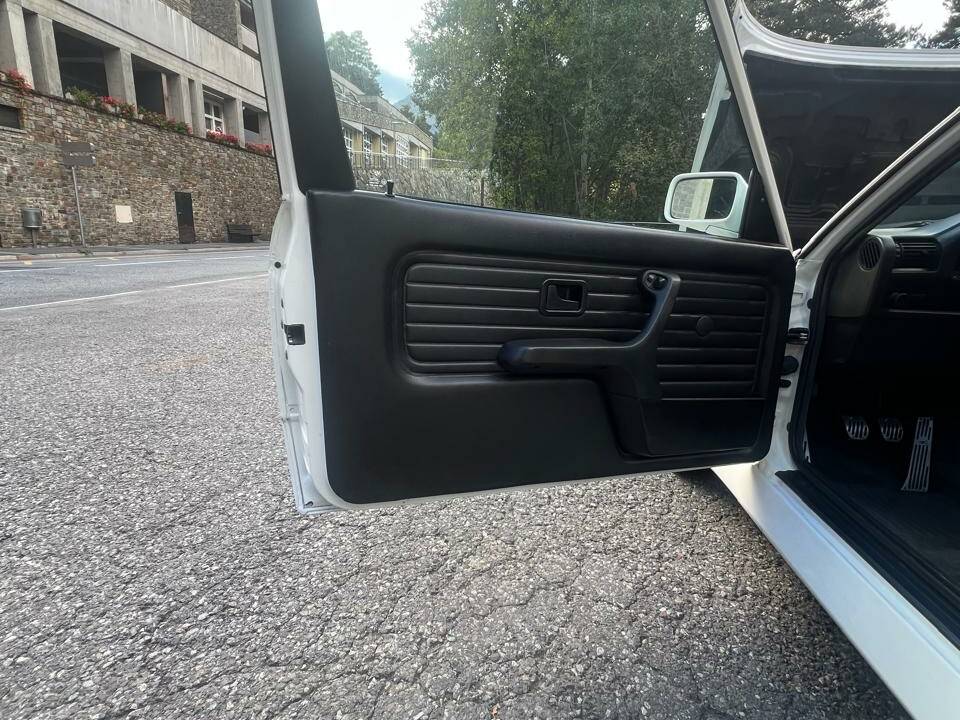 Bild 25/88 von BMW M3 (1988)