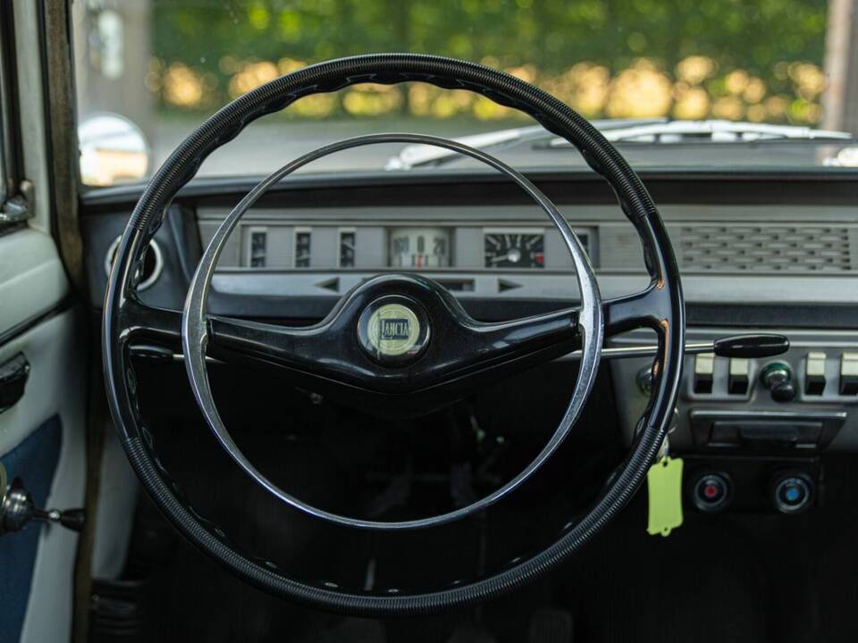 Image 46/50 of Lancia Fulvia 1.3 S (1960)